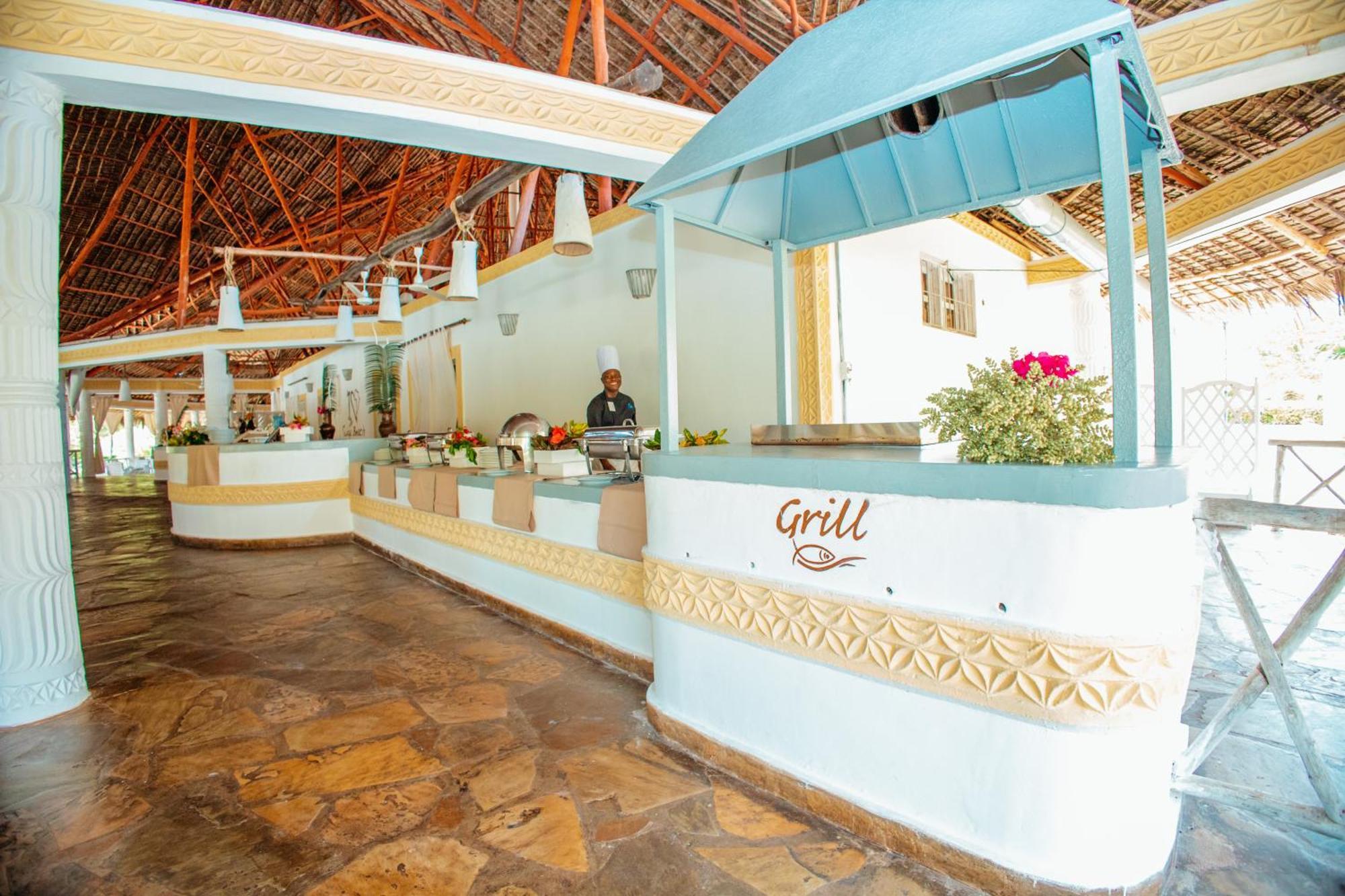 Twiga Beach Resort Watamu Buitenkant foto